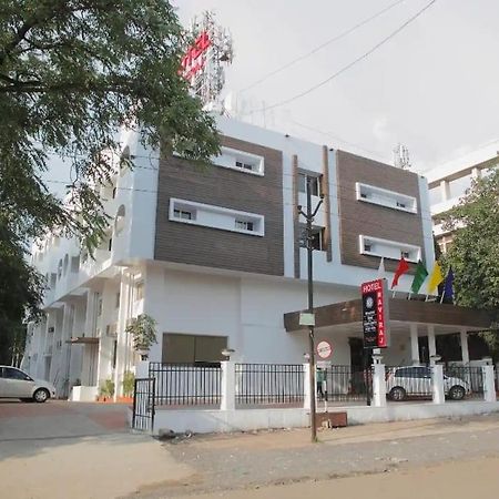 Hotel Raviraj, Chhatrapati Sambhaji Nagar أورانغاباد المظهر الخارجي الصورة