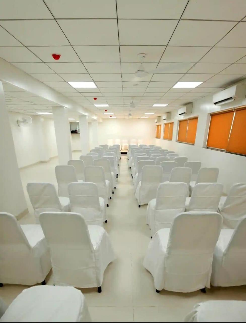 Hotel Raviraj, Chhatrapati Sambhaji Nagar أورانغاباد المظهر الخارجي الصورة
