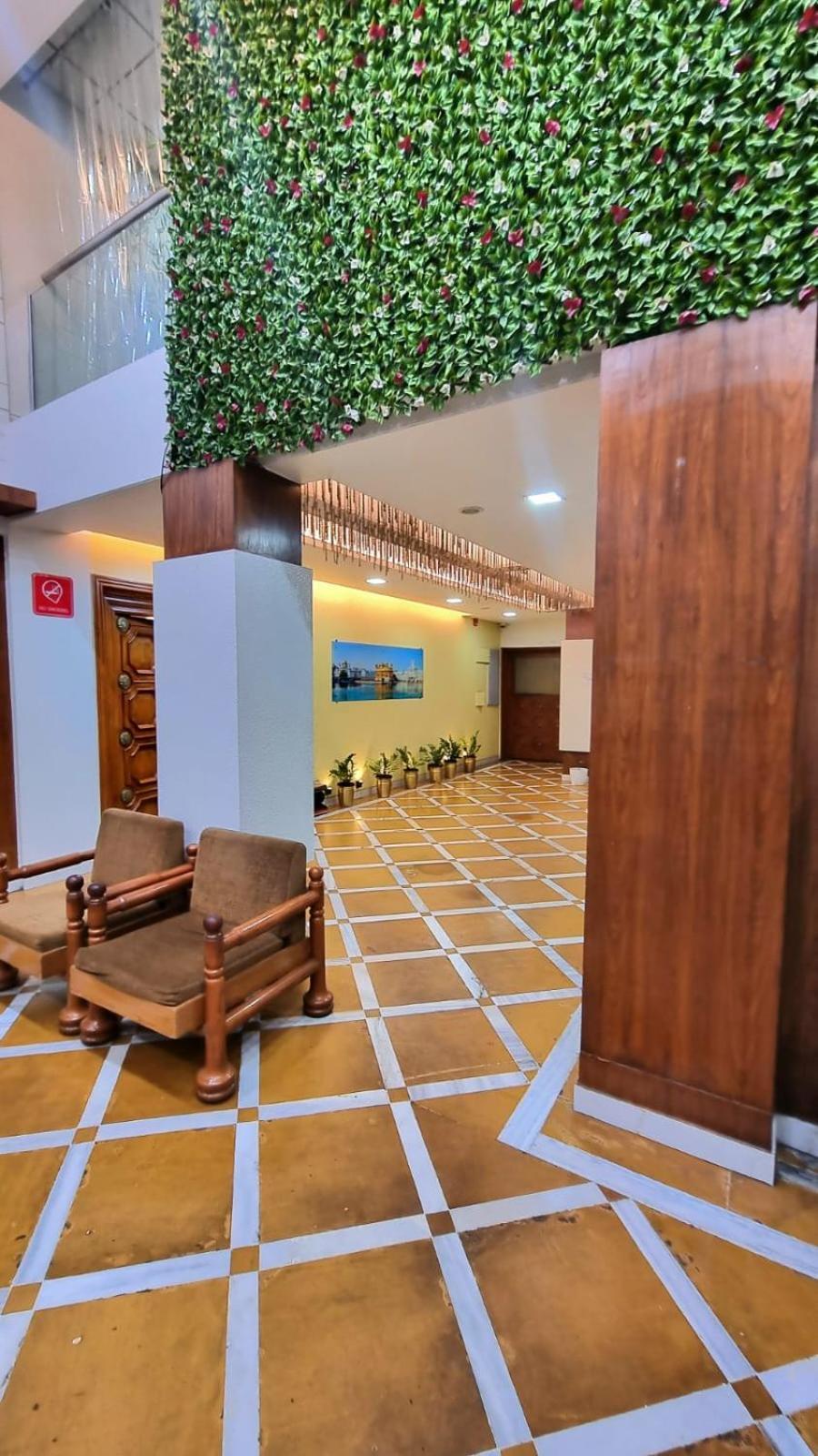 Hotel Raviraj, Chhatrapati Sambhaji Nagar أورانغاباد المظهر الخارجي الصورة